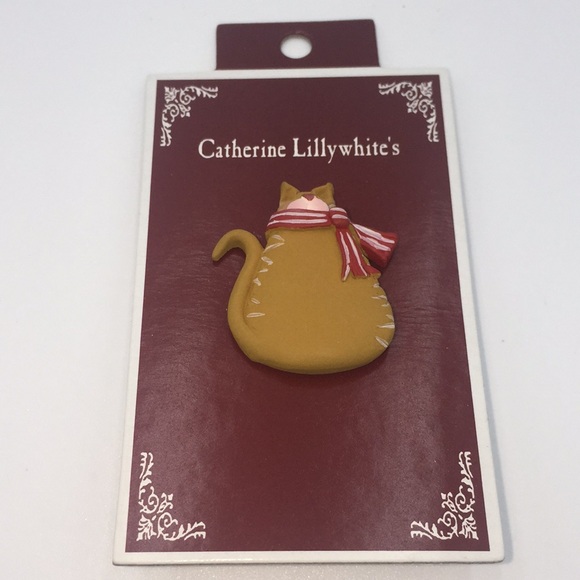 Catherine Lillywhite’s Christmas Holiday Cat with Scarf Pin Brooch Gail West New - Picture 1 of 7